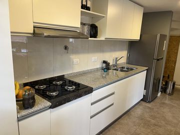 VENTA PH cuatro ambientes zona tejedor y beltran