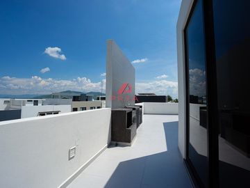 Casa en Venta en Punto Sur Tlajomulco de Zuñiga | 4 Recámaras con Roof Garden