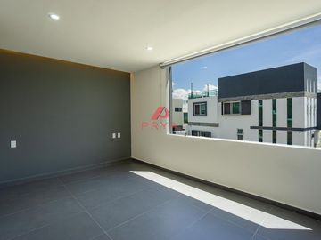 Casa en Venta en Punto Sur Tlajomulco de Zuñiga | 4 Recámaras con Roof Garden