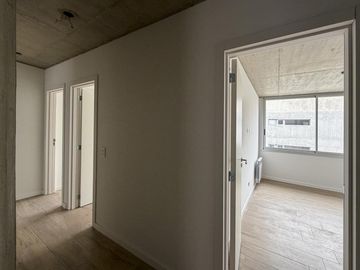 Departamento de 3 dormitorios piso exclusivo con cochera y radiadores en zona rio