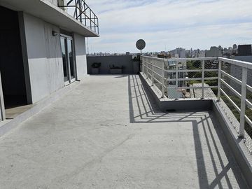 Alquiler-Departamento-3 Ambientes-Cochera-Pileta-Parrilla