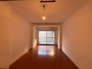 Alquiler Departamento de 3 ambientes C/Balcon y Cochera en Villa Urquiza