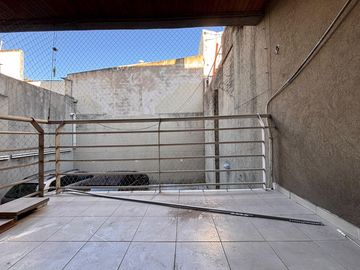 Alquiler Departamento de 3 ambientes C/Balcon y Cochera en Villa Urquiza