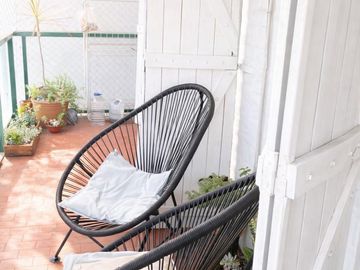 departamento en duplex de 3 amb, centro de san isidro - primer piso por escalera