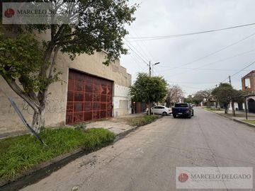 Galpón - depósito de 380 m2 en Avellaneda - ALQUILER