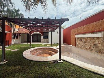 Casa en Renta en Las Fincas, Temozón
