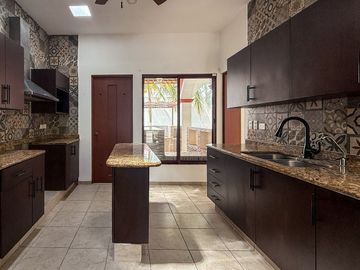 Casa en Renta en Las Fincas, Temozón