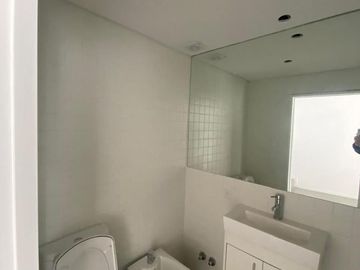 Monoambiente a estrenar 45m2 super moderno y luminoso con parrilla propia! ALQULER