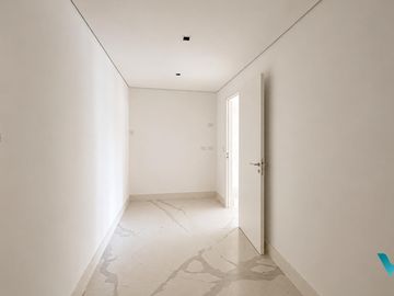 Oficina de categoría en Barrio Parque Leloir - Hotel Hilton