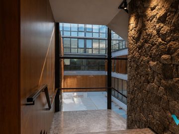 Oficina de categoría en Barrio Parque Leloir - Hotel Hilton