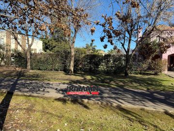 Terrono en venta contry San Patricio