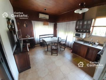 A 3/c de Av. Maipú y Cerca de CABA, Chalet en 2 Plantas Ideal 2 Familias, 270m2