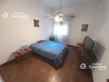 A 3/c de Av. Maipú y Cerca de CABA, Chalet en 2 Plantas Ideal 2 Familias, 270m2