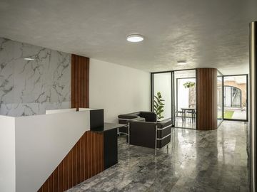 Oficinas privadas en renta en Providencia, servicios incluidos.
