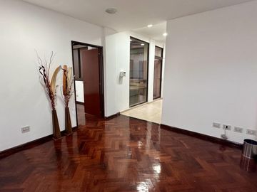 VENTA OFICINA 5 despachos   recepción | PLANTA BAJA en Balvanera | apto credito