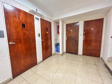 Alquiler 24 meses - Departamento 3 ambientes con balcón y dependencia - Zona Centro