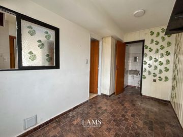 Alquiler 24 meses - Departamento 3 ambientes con balcón y dependencia - Zona Centro