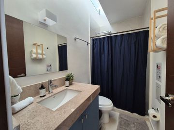 RENTA DEPARTAMENTO AMUEBLADO EN ZONA NORTE DE 1 RECAMARA C/AMENIDADES