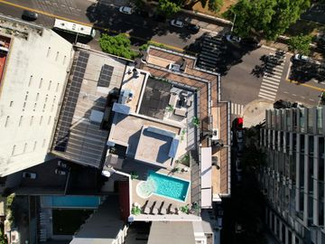 VENTA - DEPARTAMENTO DE TRES AMBIENTES CON BALCON TERRAZA - LAS CAÑITAS.