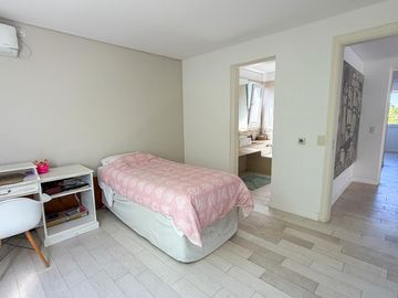 Venta - Casa en Altos de Campo Grande / Pilar