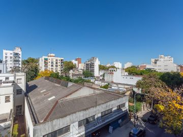 Departamento en venta  4 ambientes en Flores