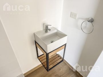 Departamento de 3 ambientes , a estrenar , moderno , luminoso , en alquiler,  en San Isidro.