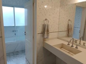 Casa en venta, 3 dormitorios, pileta, laguna, Barrio Cerrado, GBA Norte