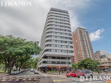 HUB CABILDO. Av. Cabildo y Jaramillo.