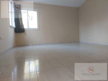 Casa en Venta, 3 Dormitorios, Villa Allende