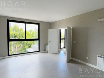 Alquiler - Casa en Barrio Lagoon Pilar