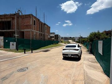 TERRENO EN VENTA EN VALLE IMPERIAL, VALLE DEL IMPERIO GRIEGO