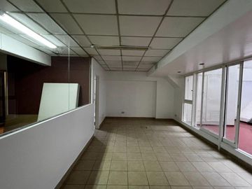 Av. Santa Fe 1970 - Oficinas - Consultorios - Apto todo destino