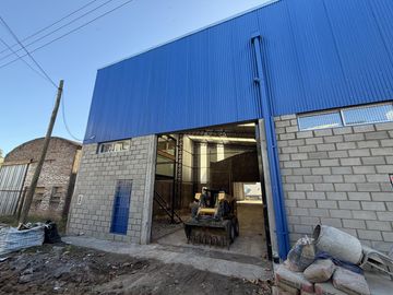 Galpón en Area de Promoción El Triángulo
