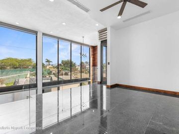 Casa en venta en Nuevo Vallarta dentro de exclusivo residencial Karakal
