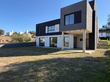Las Cañitas Barrio Privado - Casa