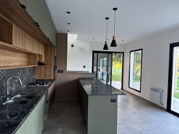 Las Cañitas Barrio Privado - Casa