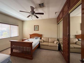 CASA EN VENTA, HACIENDA AGUA CALIENTE