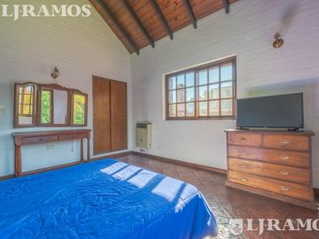 Venta. Clasica Casa. En Barrio EL Estribo. Km 38,5 Panam. ramal PILAR