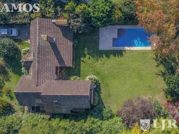 Venta. Clasica Casa. En Barrio EL Estribo. Km 38,5 Panam. ramal PILAR