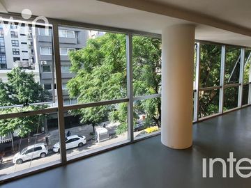 Impecable Oficina con Cochera Fija. Edificio con amenities.- Palermo