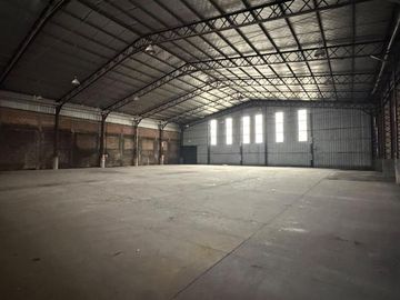 Galpón en Parque Industrial de Lanús 1.100m2