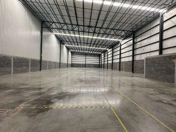 Nave Industrial en Renta | El Obispo – Santa Catarina