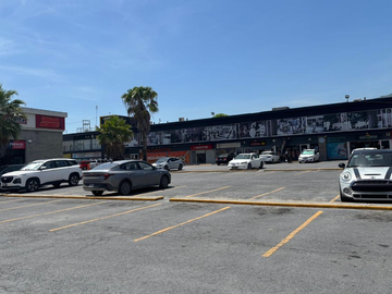 Local Comercial Planta Baja en Renta | Rincón de la Sierra, Guadalupe