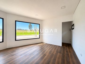 Local Comercial en Alquiler - Cañada Plaza - Pilar