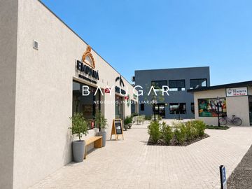 Local Comercial en Alquiler - Cañada Plaza - Pilar