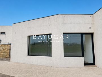 Local Comercial en Alquiler - Cañada Plaza - Pilar