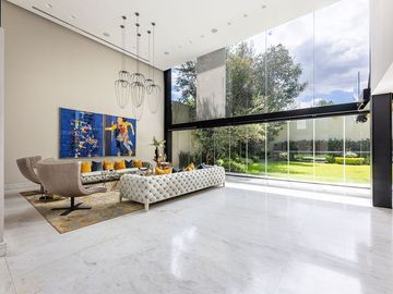 Exclusiva Casa En Venta, en Pedregal.