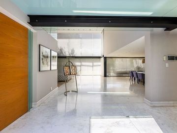 Exclusiva Casa En Venta, en Pedregal.