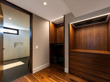 Exclusiva Casa En Venta, en Pedregal.