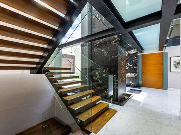 Exclusiva Casa En Venta, en Pedregal.